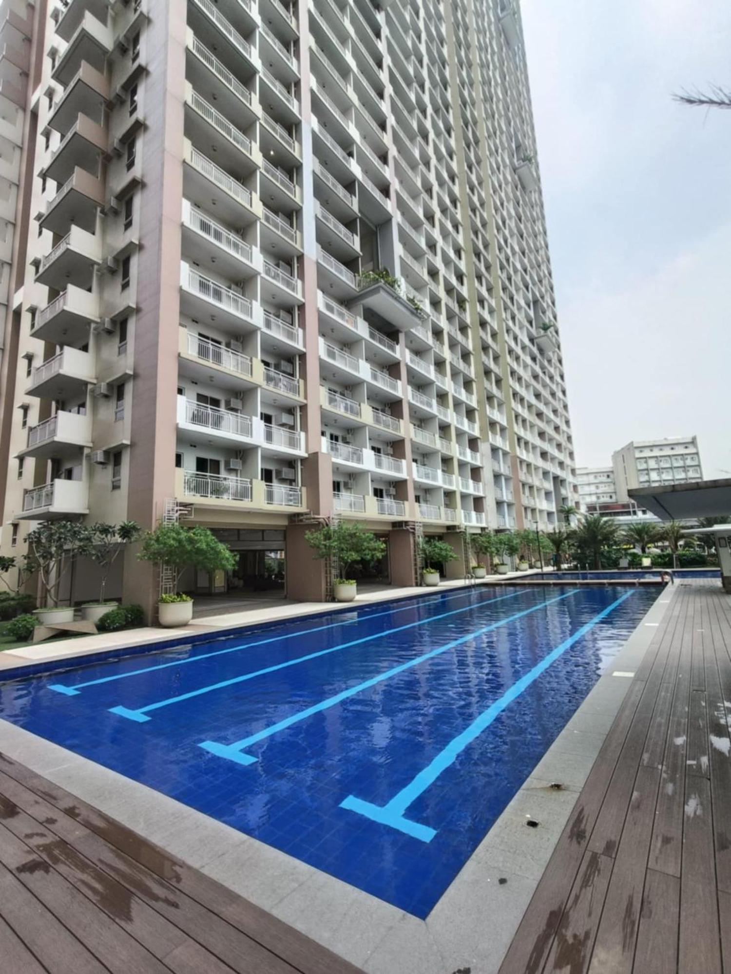 Aparthotel Infina Towers Quezon City Exterior foto